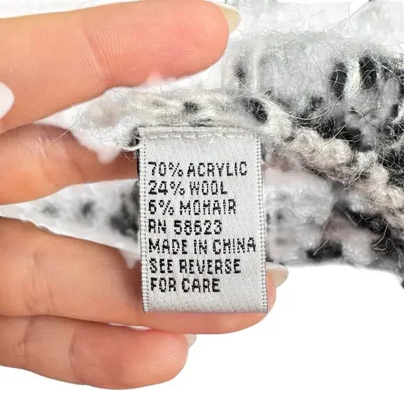 Carducci Black & White Houndstooth Wool & Mohair Blend Knit Cardigan Sweater - Picture 11 of 12